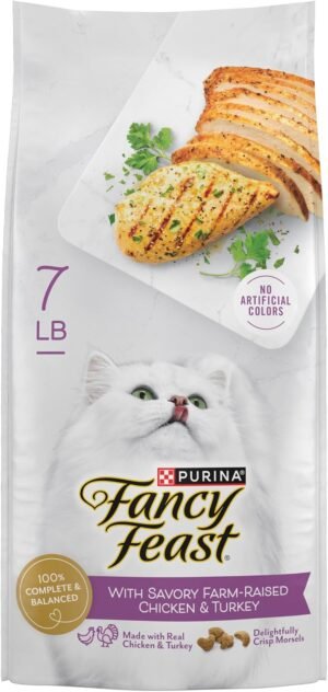 Fancy Feast Purina Farm-Raised Chicken & Turkey Dry Cat Food, 7 lb. Bag | Crisp morsels for a crunchy texture that cats love, 100 percent complete and balanced nutrition for all life stages
